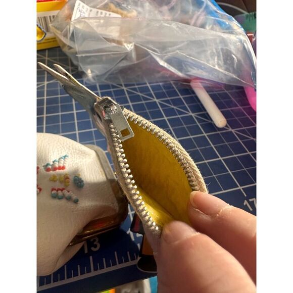 Native American Coin Purses tourist souvenir 2 pieces. 211 - Picture 3 of 3